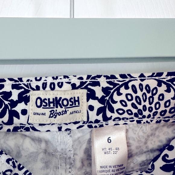 Size 6 pants - Picture 3 of 4